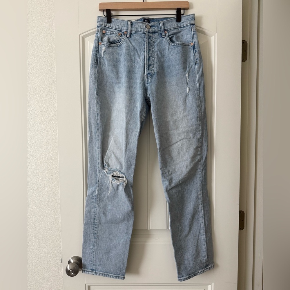 Women’s Gap Light Wash Cheeky Straight Jeans Size 29